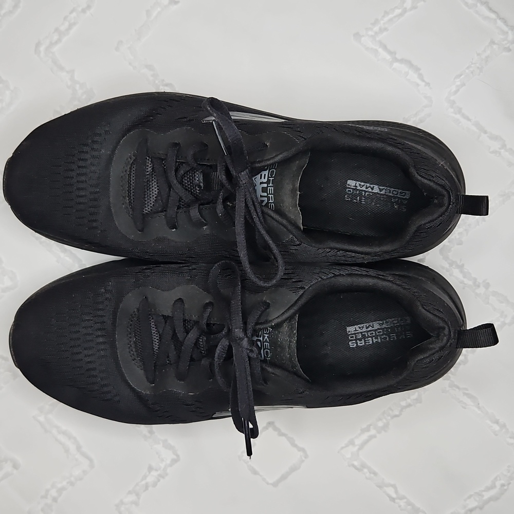 Skechers GO RUN Elevate Running Shoes